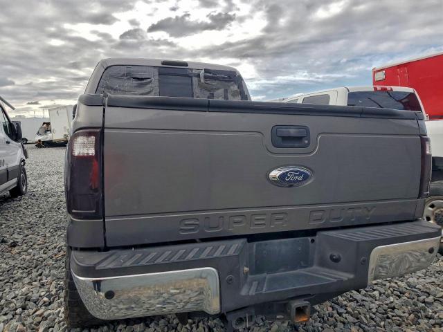 Ford F-350 Super Duty Image 12