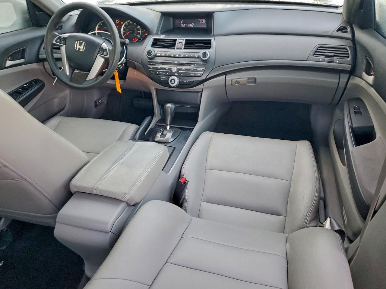 Honda Accord Lx Image 4