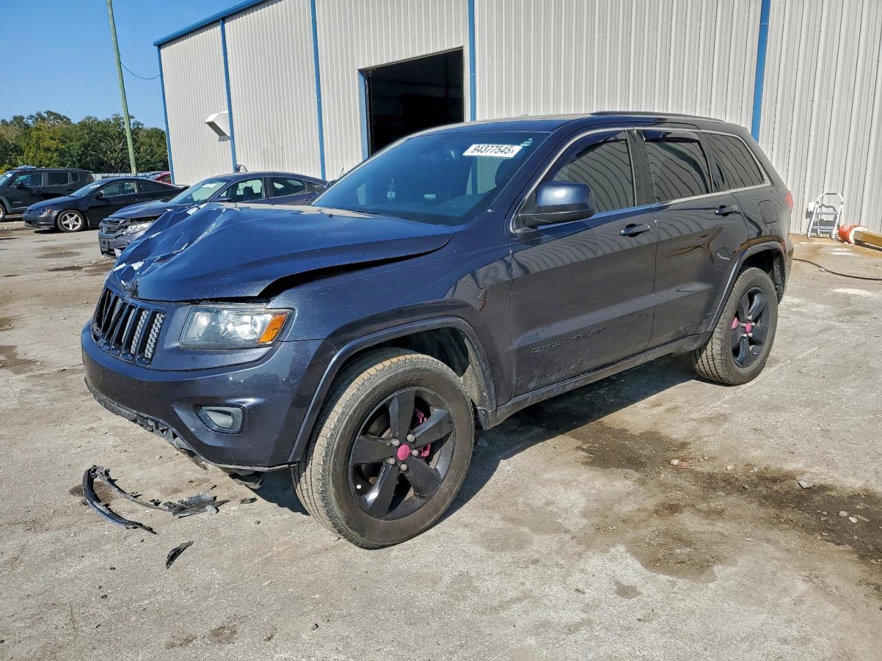 Jeep Grand Cherokee Laredo Image 1
