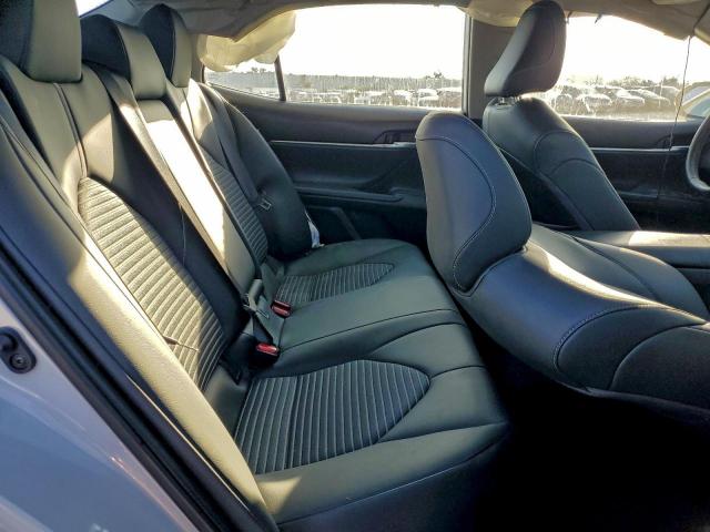 Toyota Camry Se Night Shade Image 11