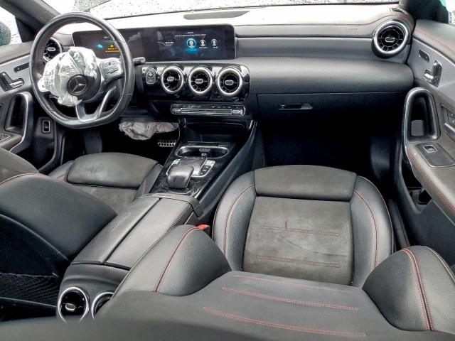 Mercedes-Benz Cla-class 250 4matic Image 3