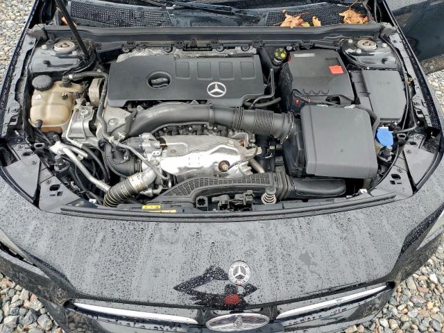 Mercedes-Benz Cla-class 250 4matic Image 9