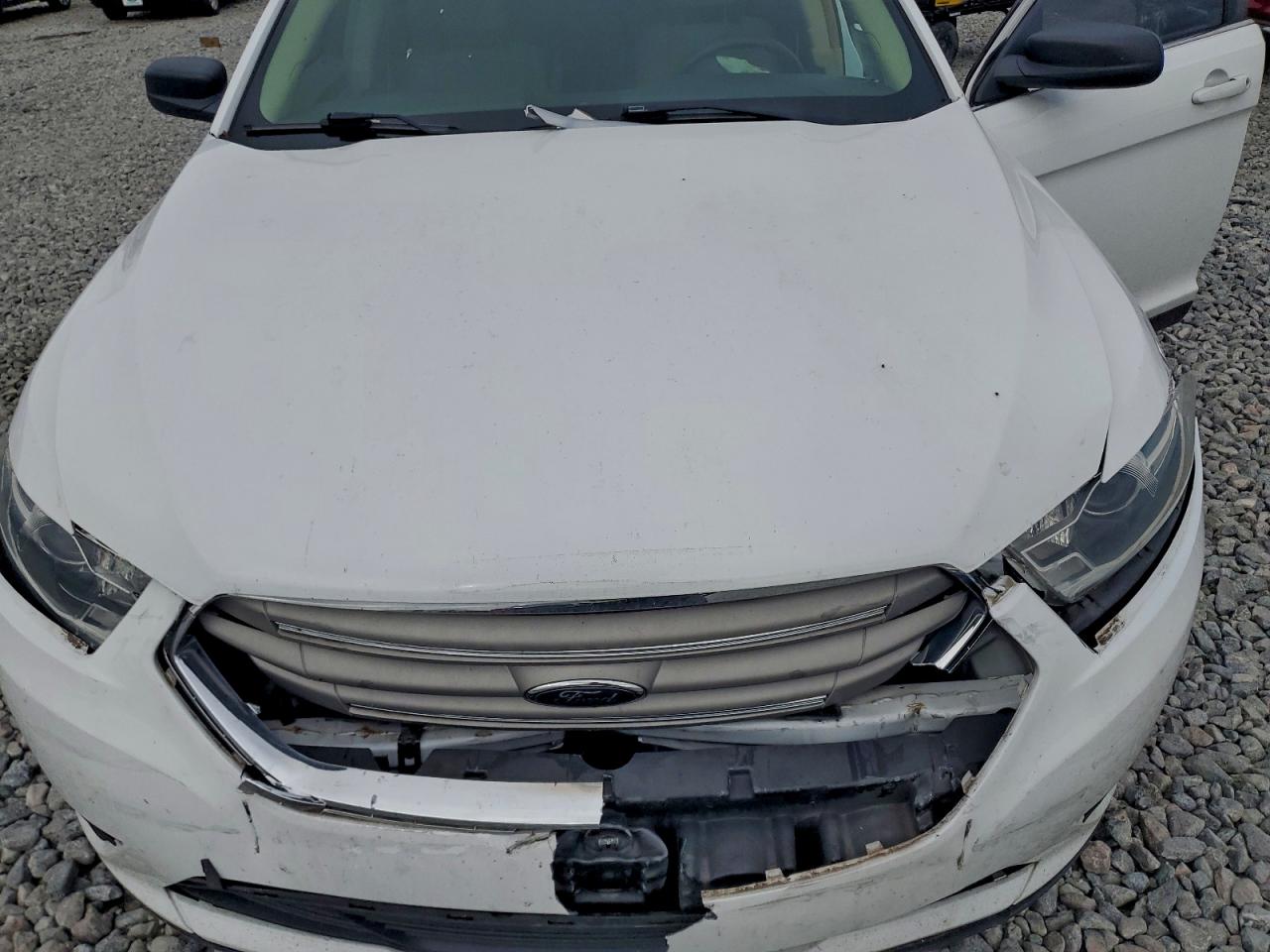 Ford Taurus Se Image 6