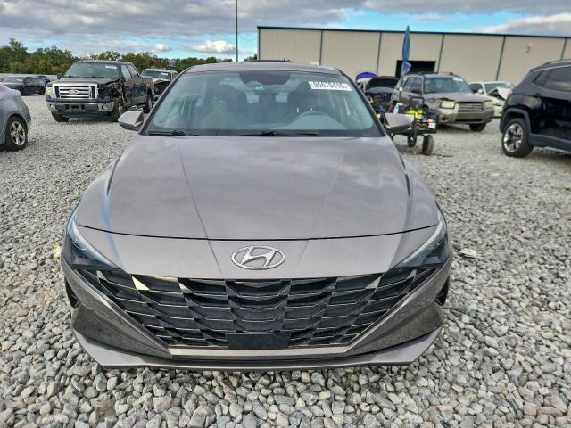 Hyundai ELANTRA Sel Image 5