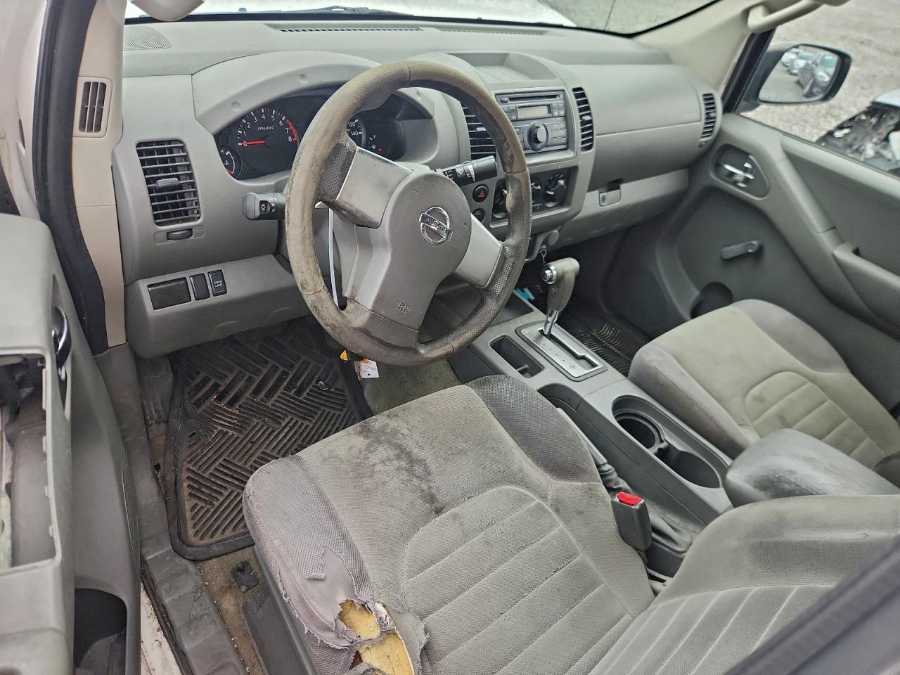 Nissan Frontier S Image 5