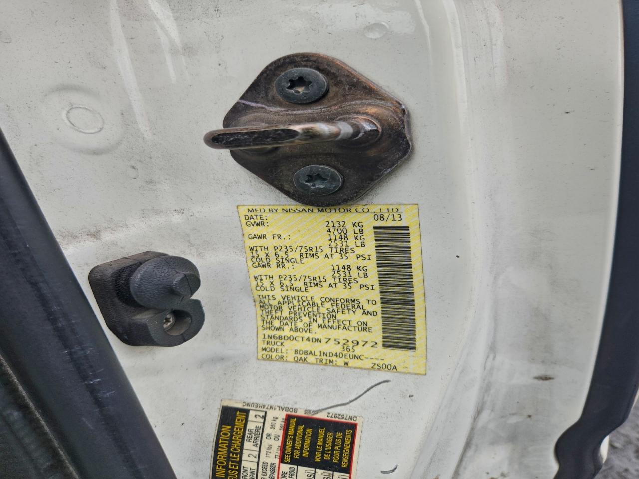 Nissan Frontier S Image 10