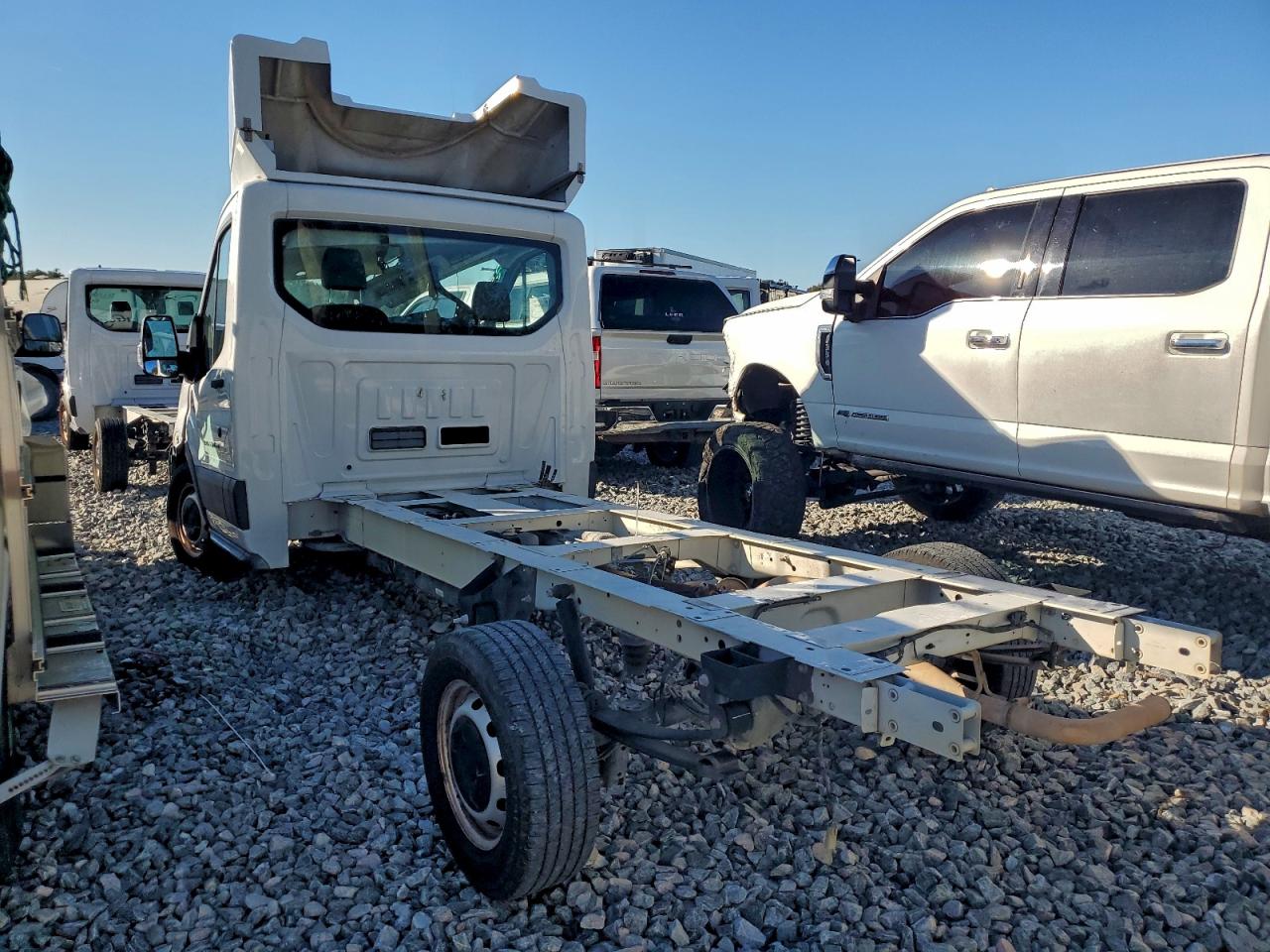 Ford Transit T-350 Image 2