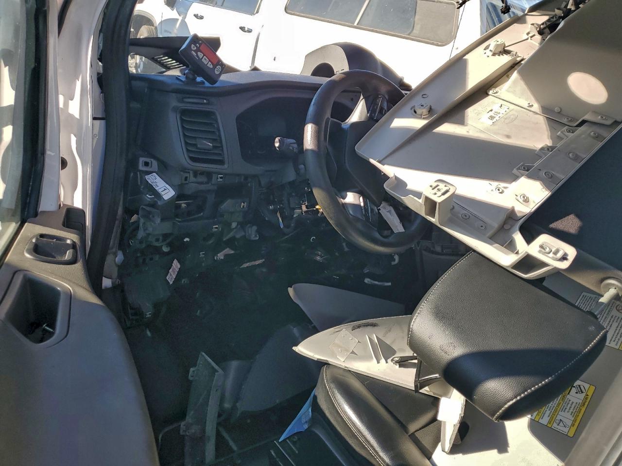 Ford Transit T-350 Image 7