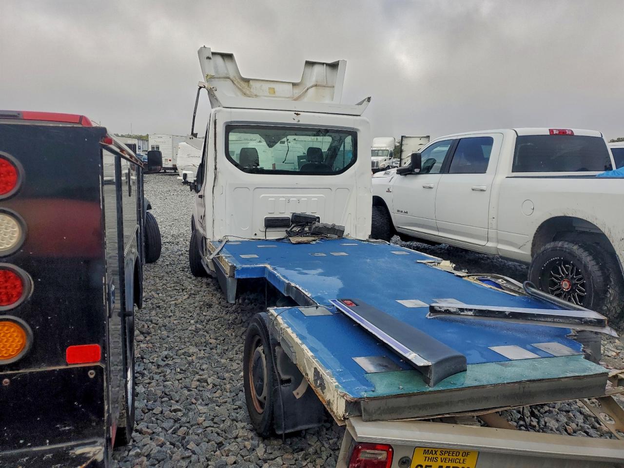 Ford Transit T-350 Image 11