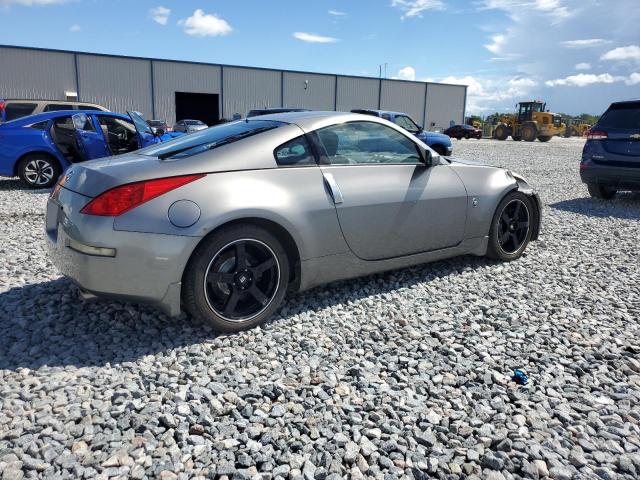 Nissan 350Z Coupe Image 8