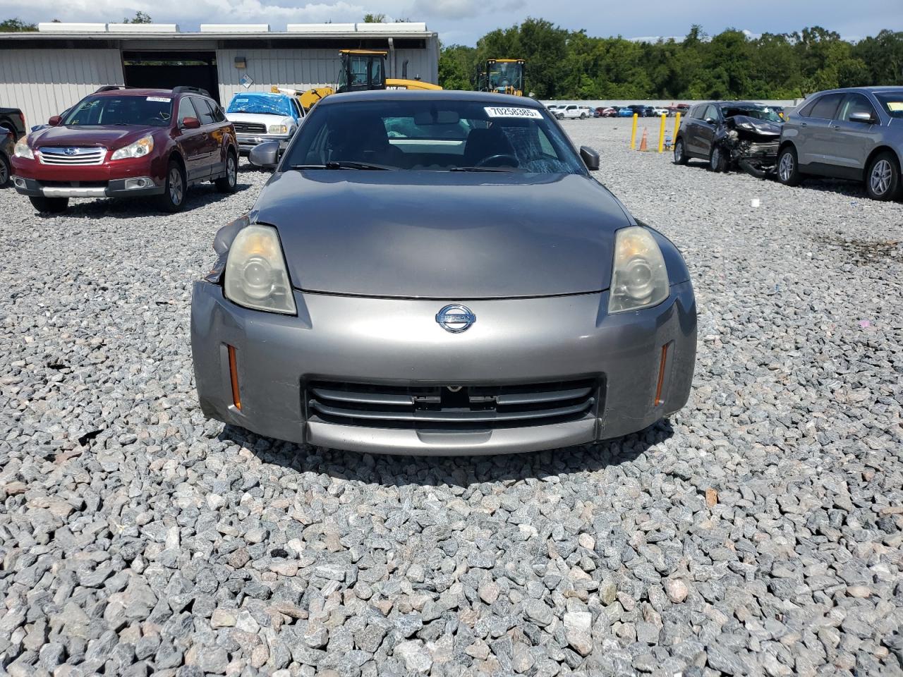 Nissan 350Z Coupe Image 7