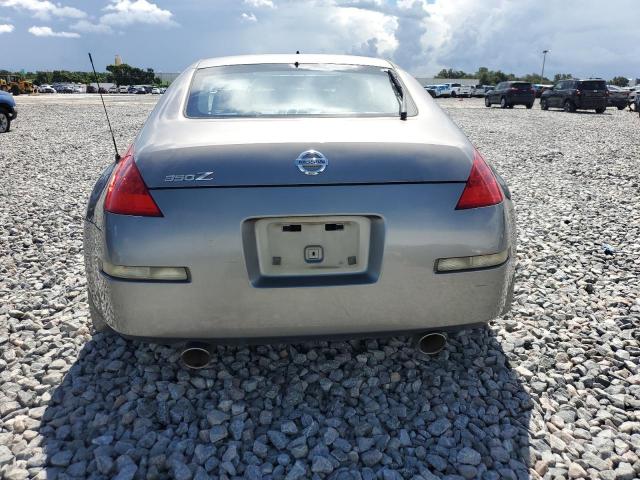 Nissan 350Z Coupe Image 12