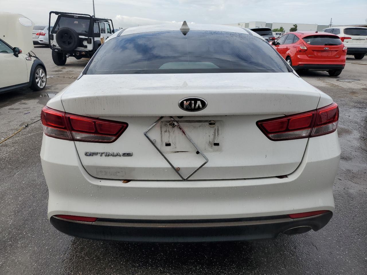 Kia Optima Lx Image 2