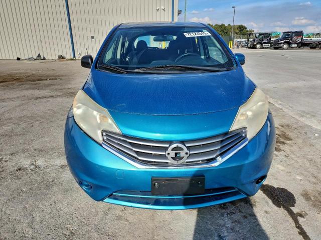 Nissan Versa S Image 4