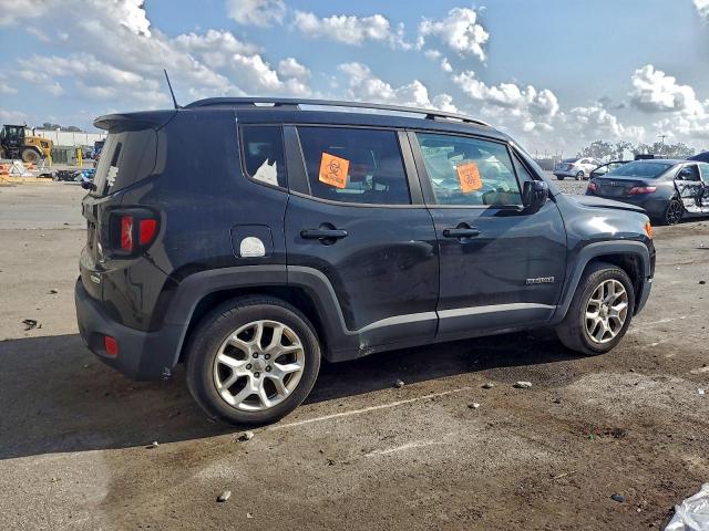 Jeep Renegade Latitude Image 3