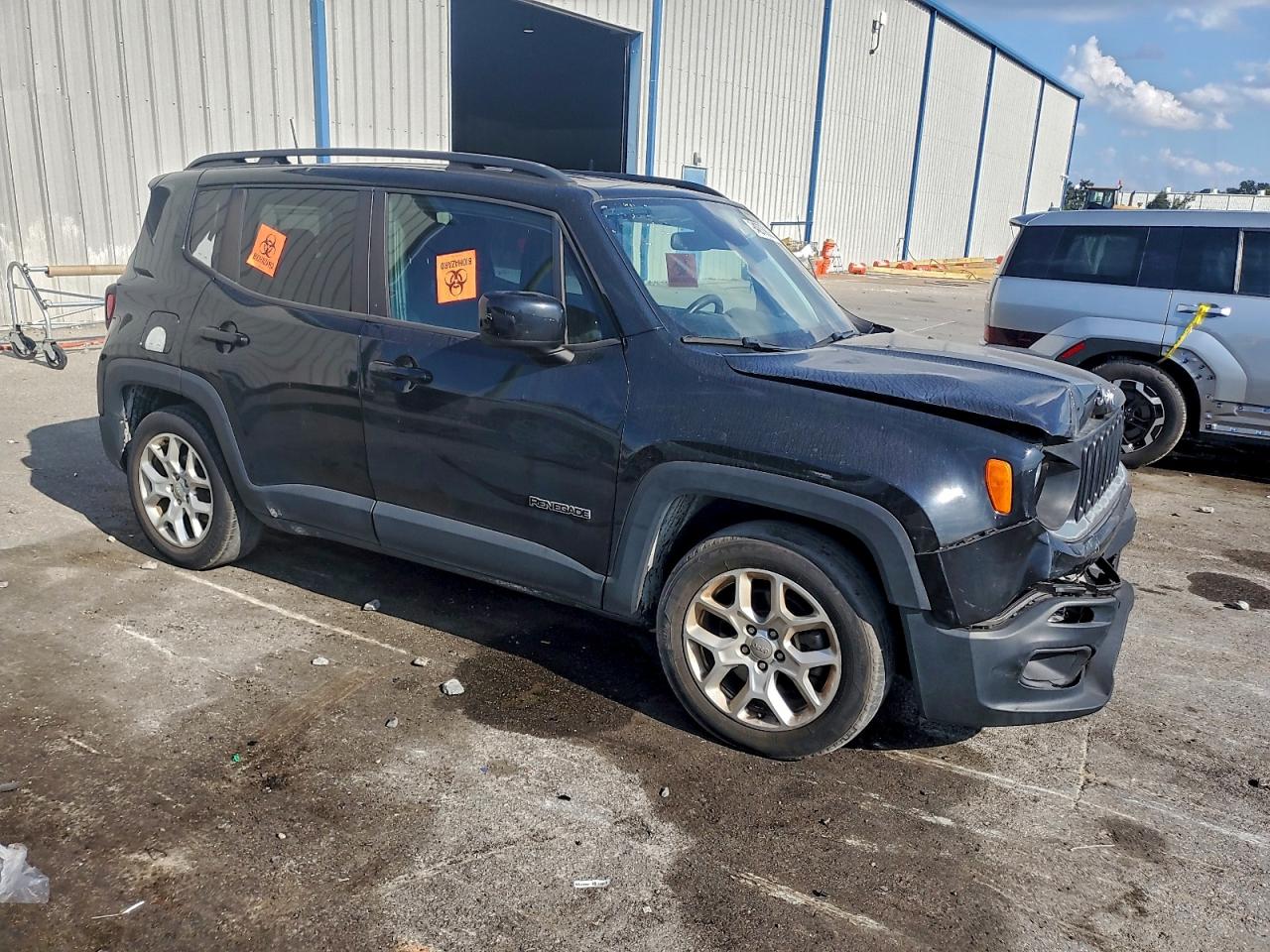 Jeep Renegade Latitude Image 2
