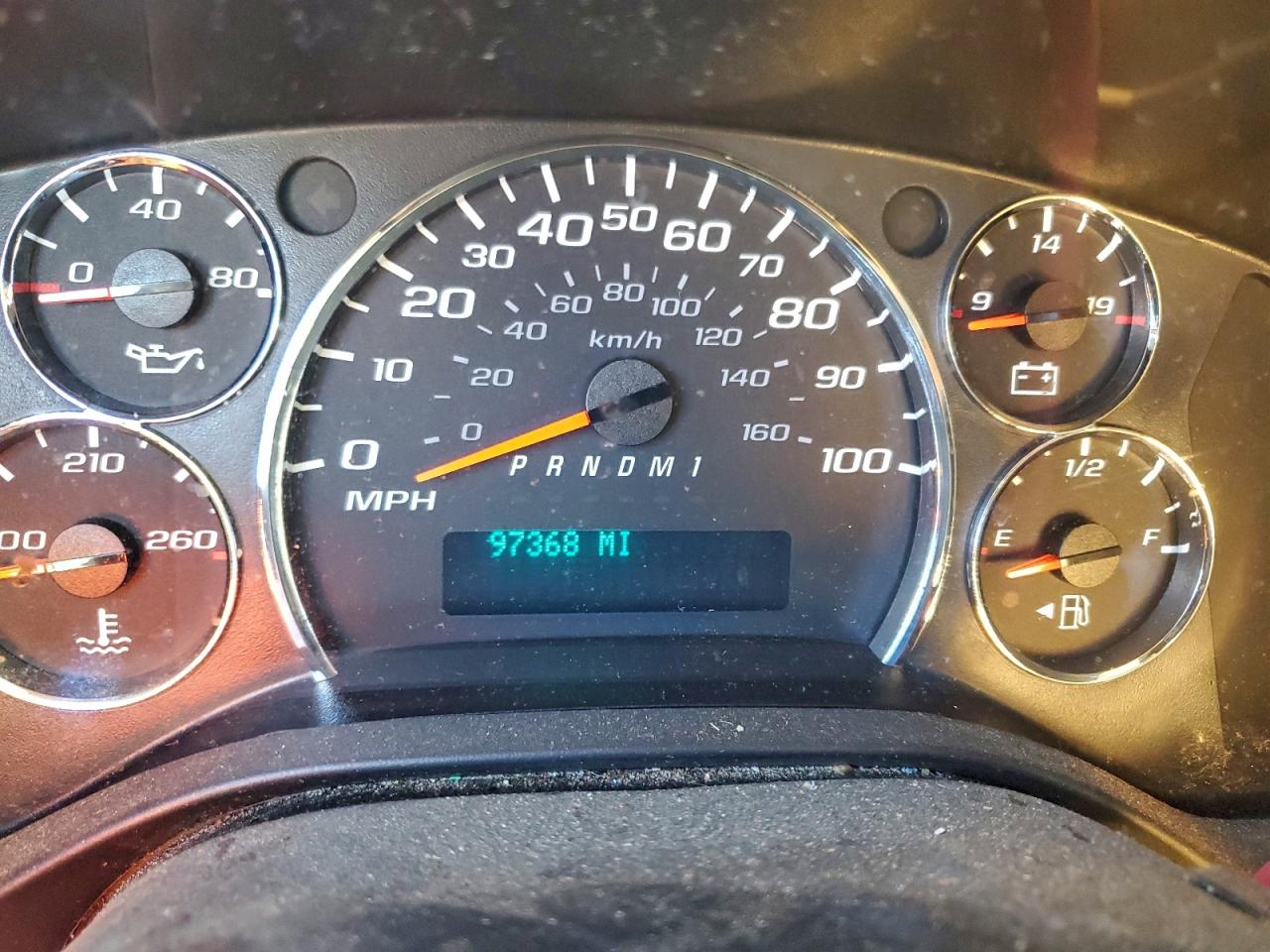 Chevrolet Express Image 4