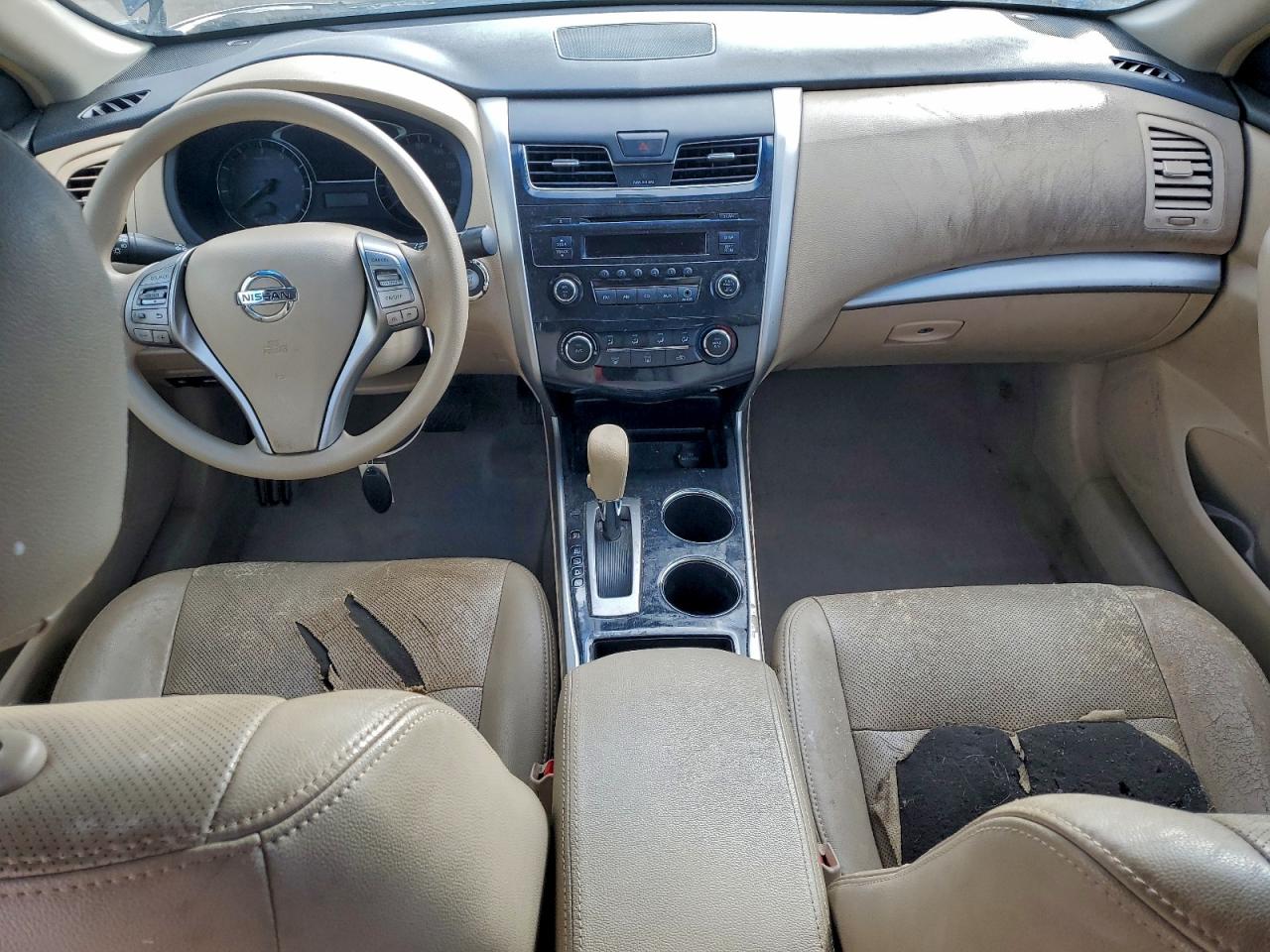 Nissan Altima 2.5 Image 8