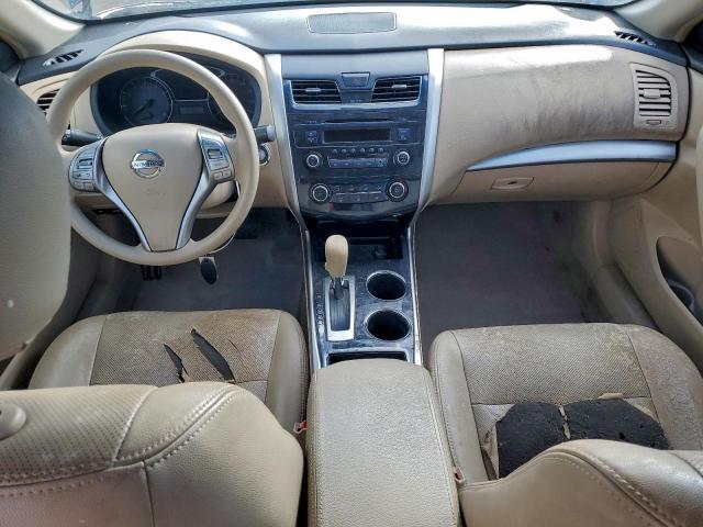 Nissan Altima 2.5 Image 8