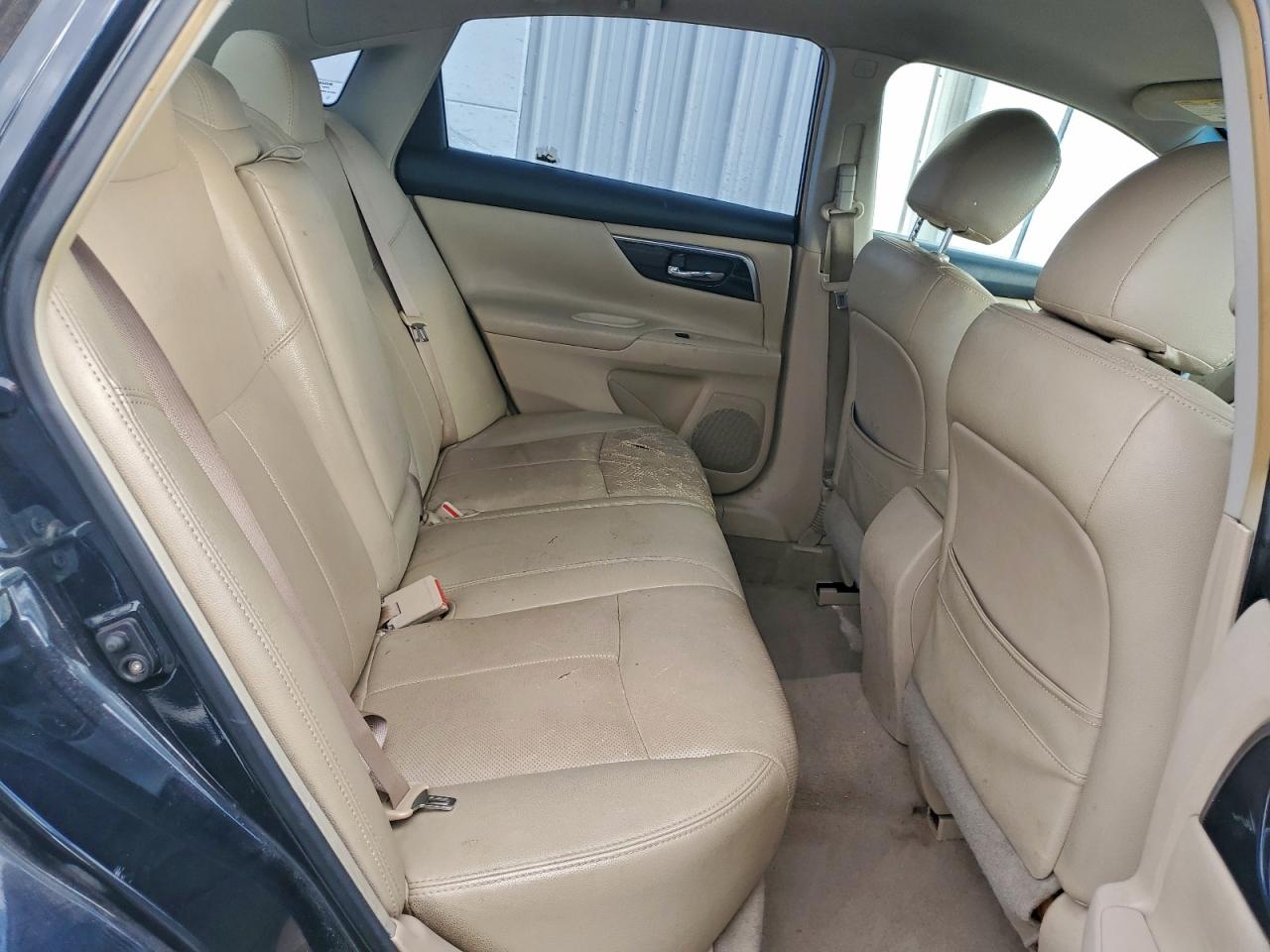 Nissan Altima 2.5 Image 10