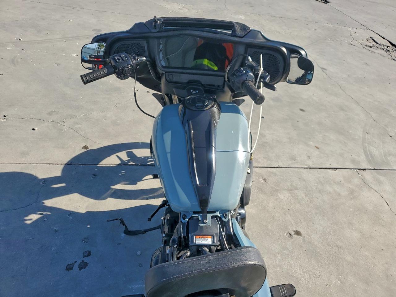 Harley-Davidson Fl Image 6