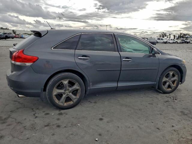 Toyota Venza Image 2