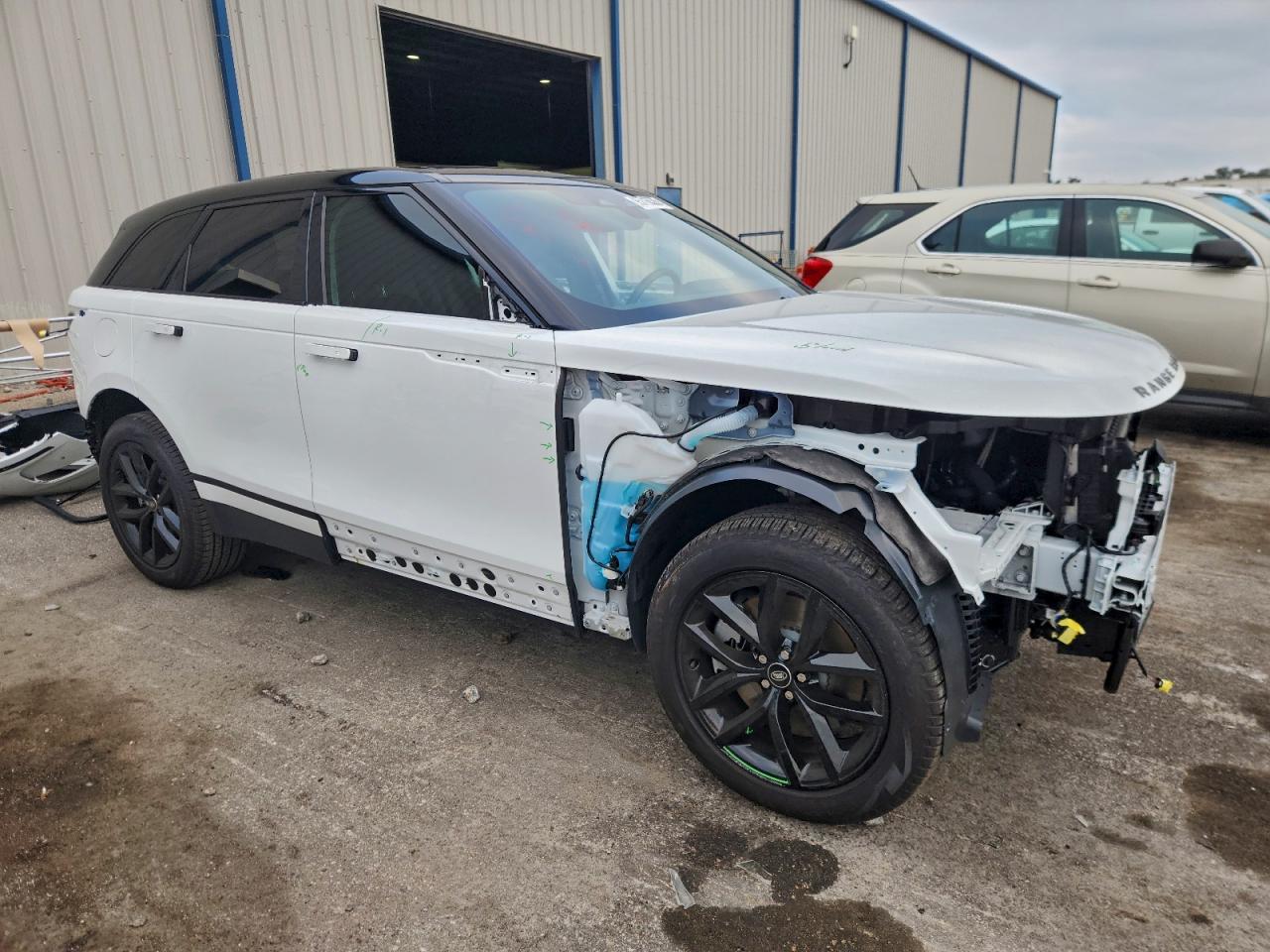 Land Rover Range Rover S Image 10