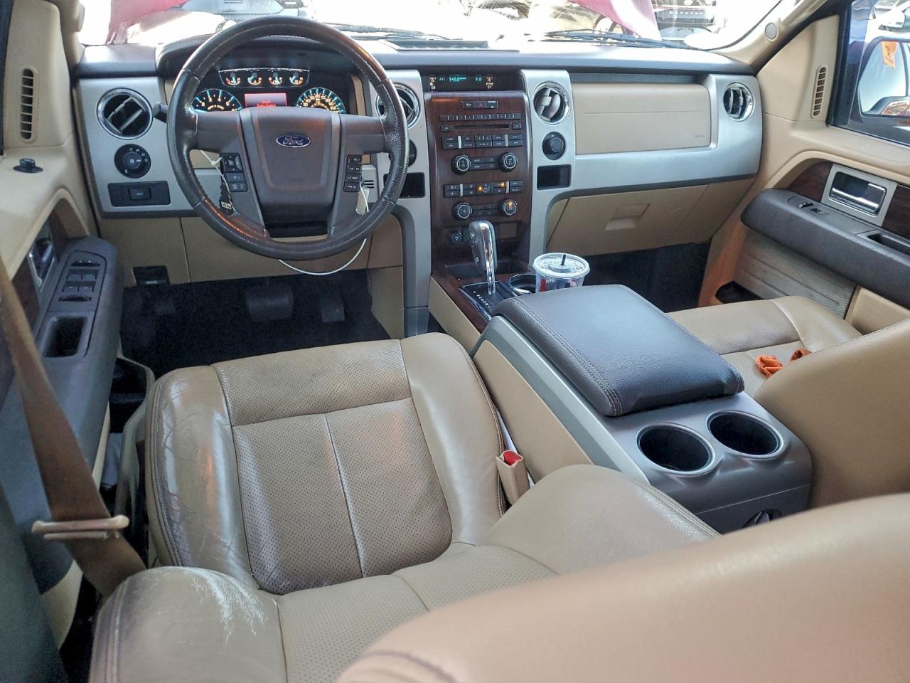 Ford F-150 Supercrew Image 11