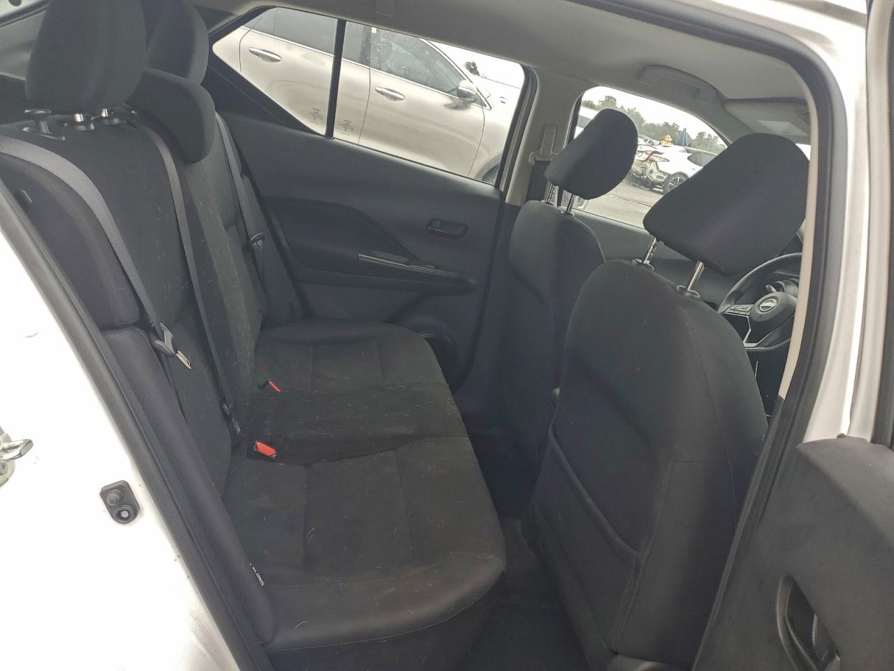 Nissan Kicks S Image 12