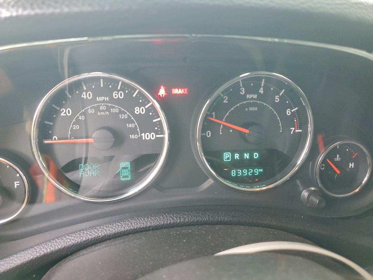 Jeep Wrangler Sport Image 11