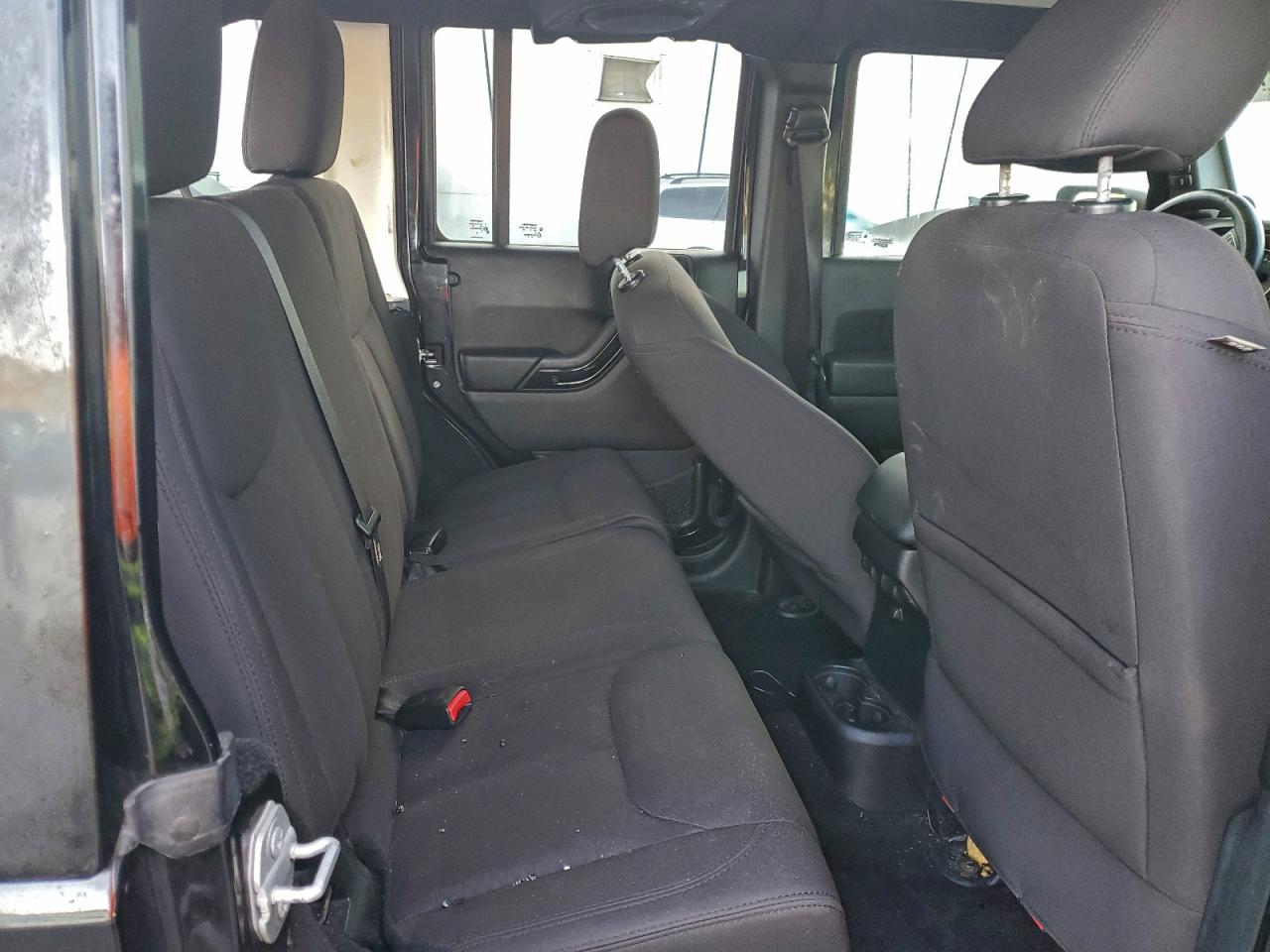 Jeep Wrangler Sport Image 12