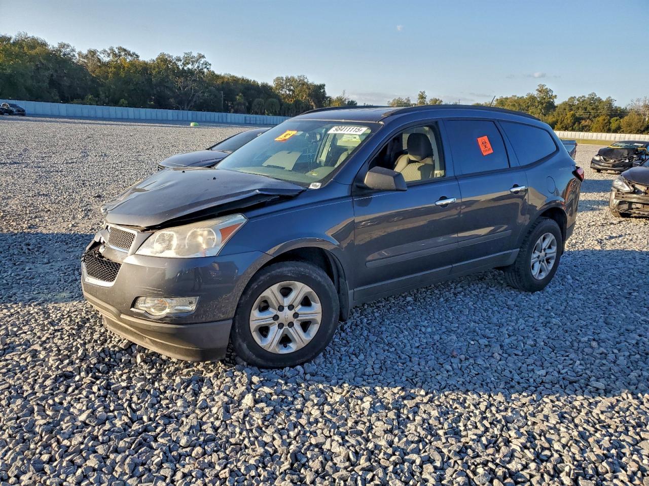 Chevrolet Traverse Ls Image 1