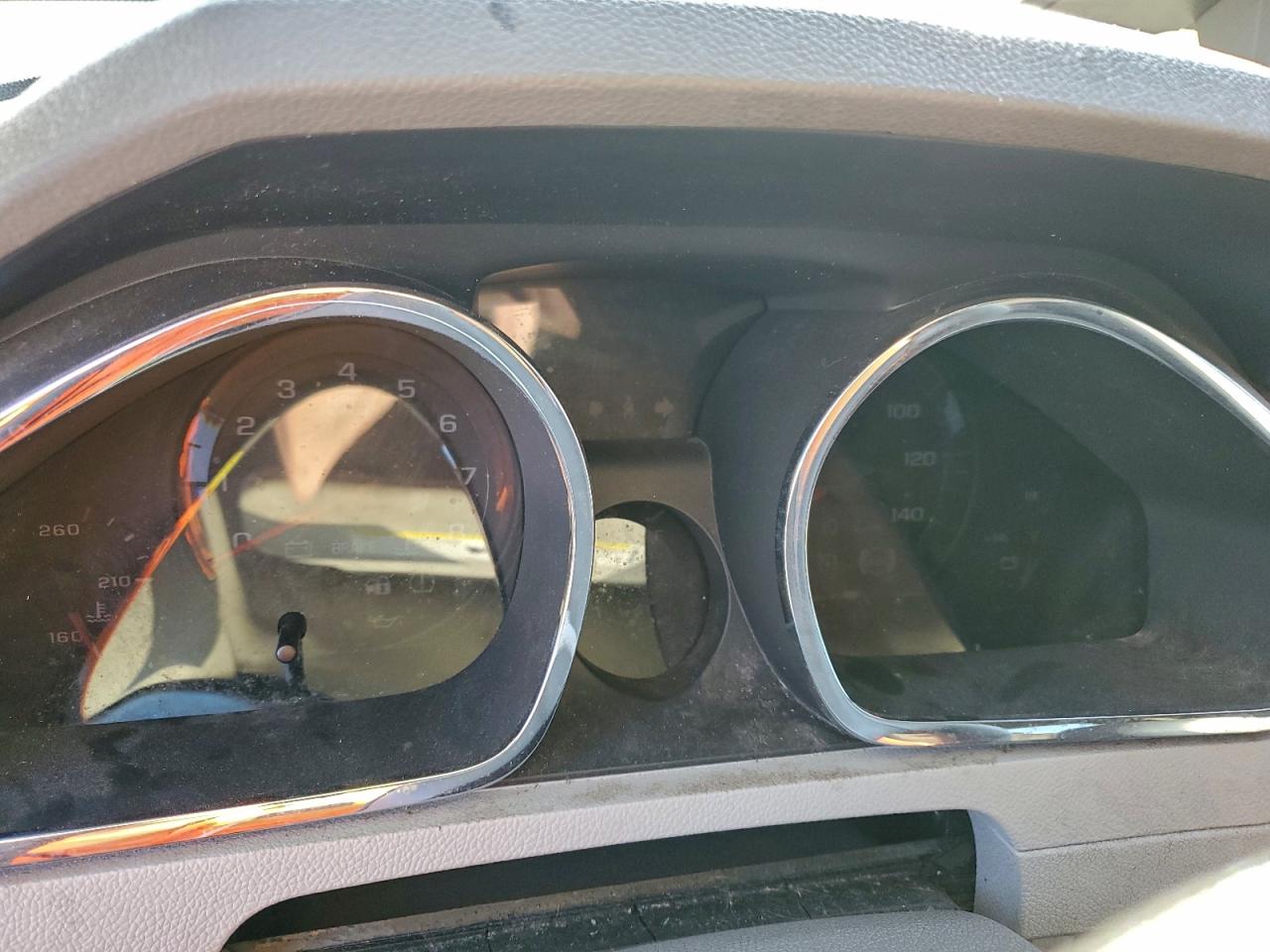 Chevrolet Traverse Ls Image 8