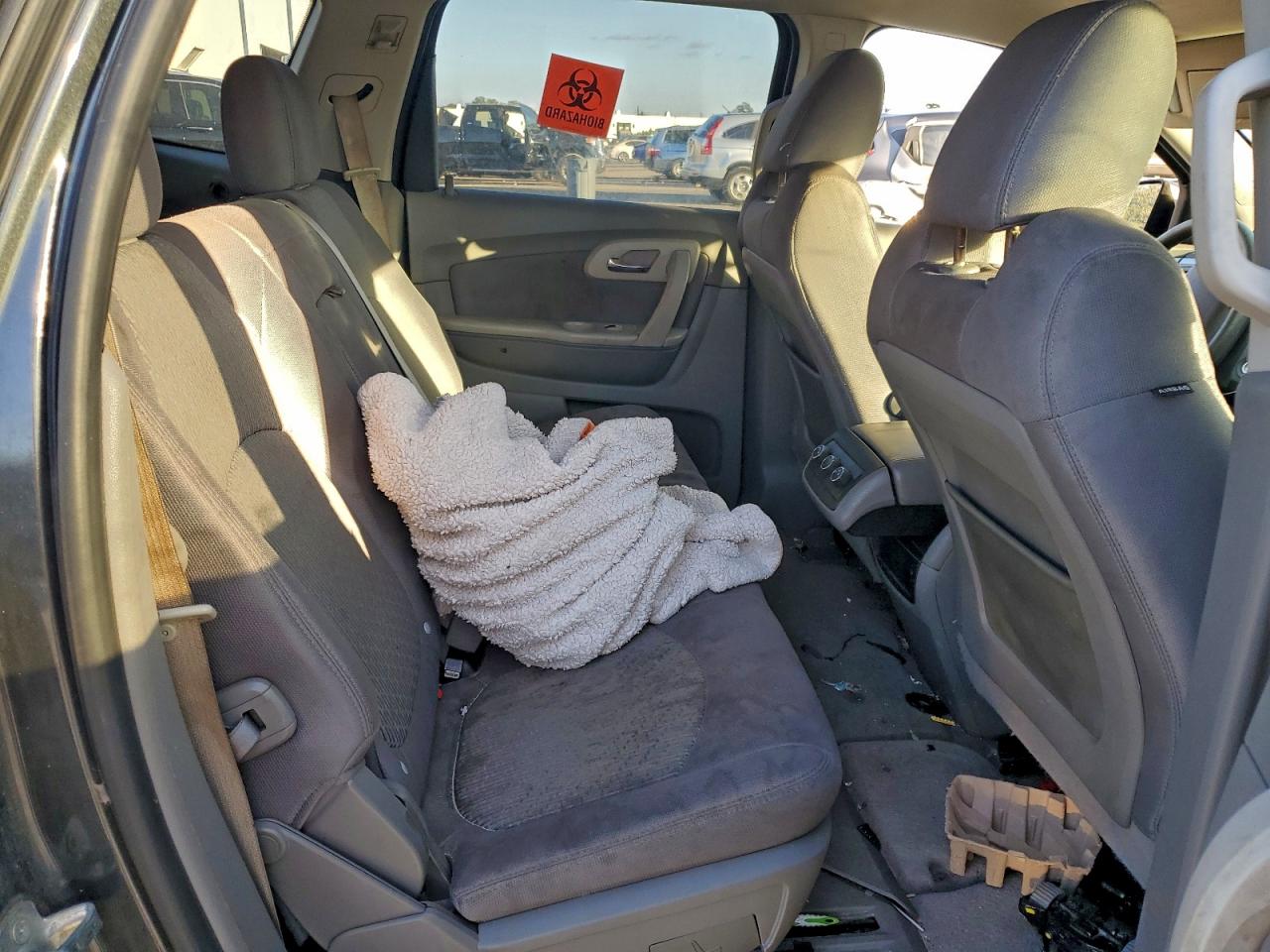 Chevrolet Traverse Ls Image 11