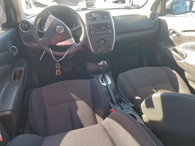 Nissan Versa S Image 7