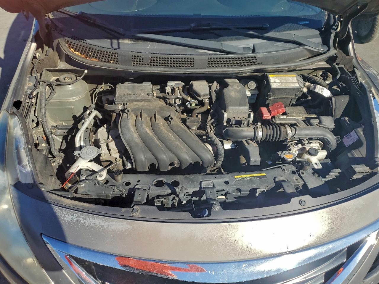 Nissan Versa S Image 9