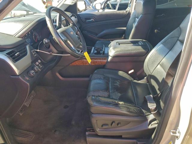 Chevrolet Suburban K1500 Ltz Image 3