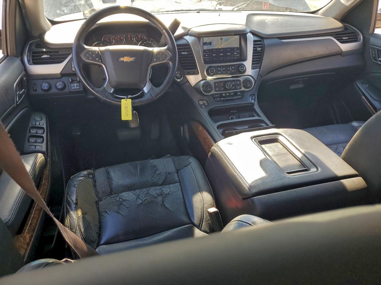 Chevrolet Suburban K1500 Ltz Image 13