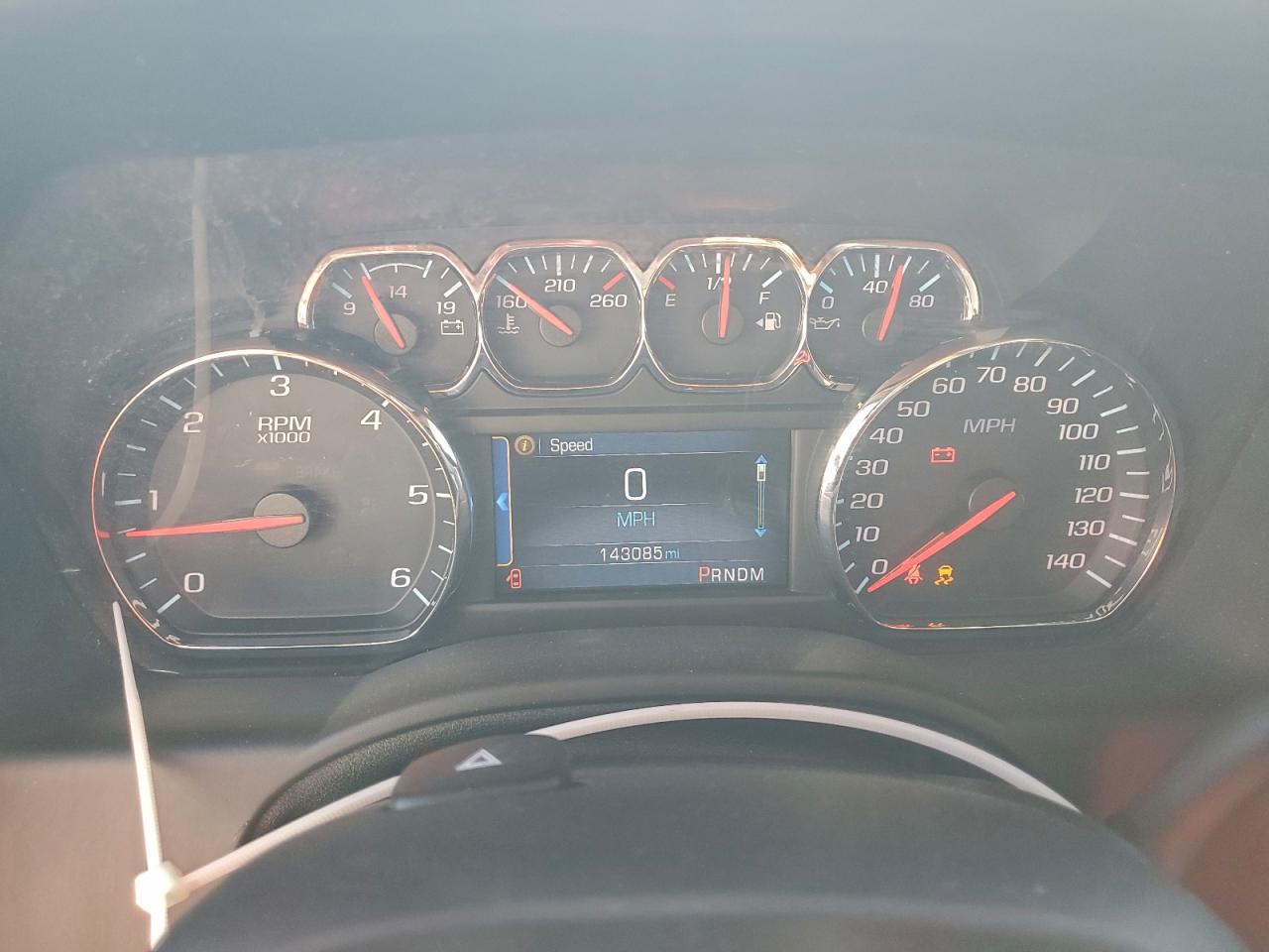 Chevrolet Suburban K1500 Ltz Image 11