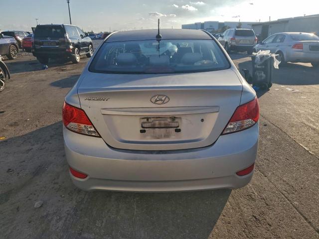 Hyundai ACCENT Gls Image 5