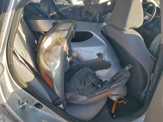 Hyundai ACCENT Gls Image 11