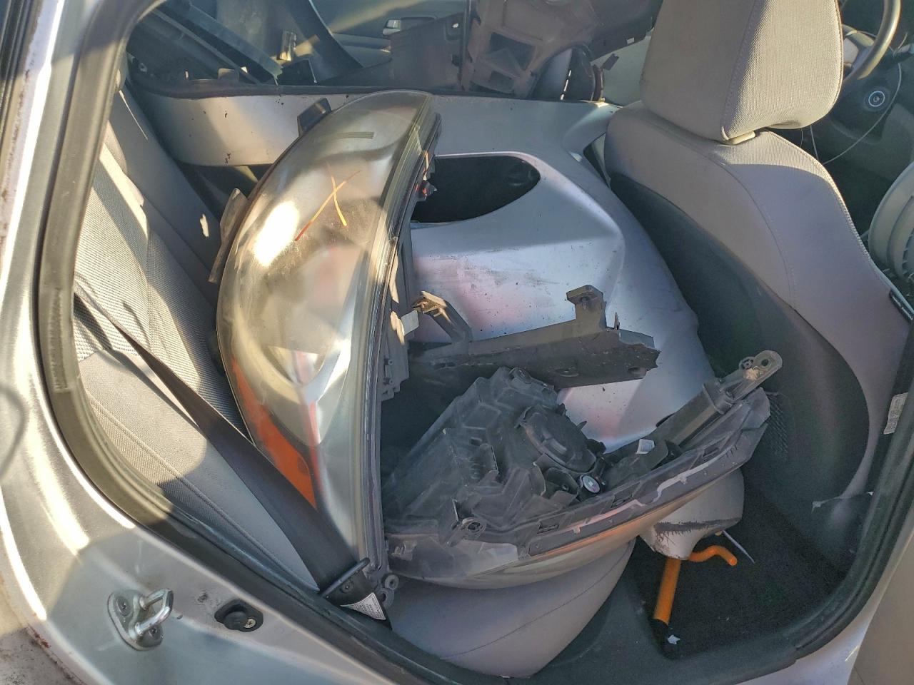 Hyundai ACCENT Gls Image 7