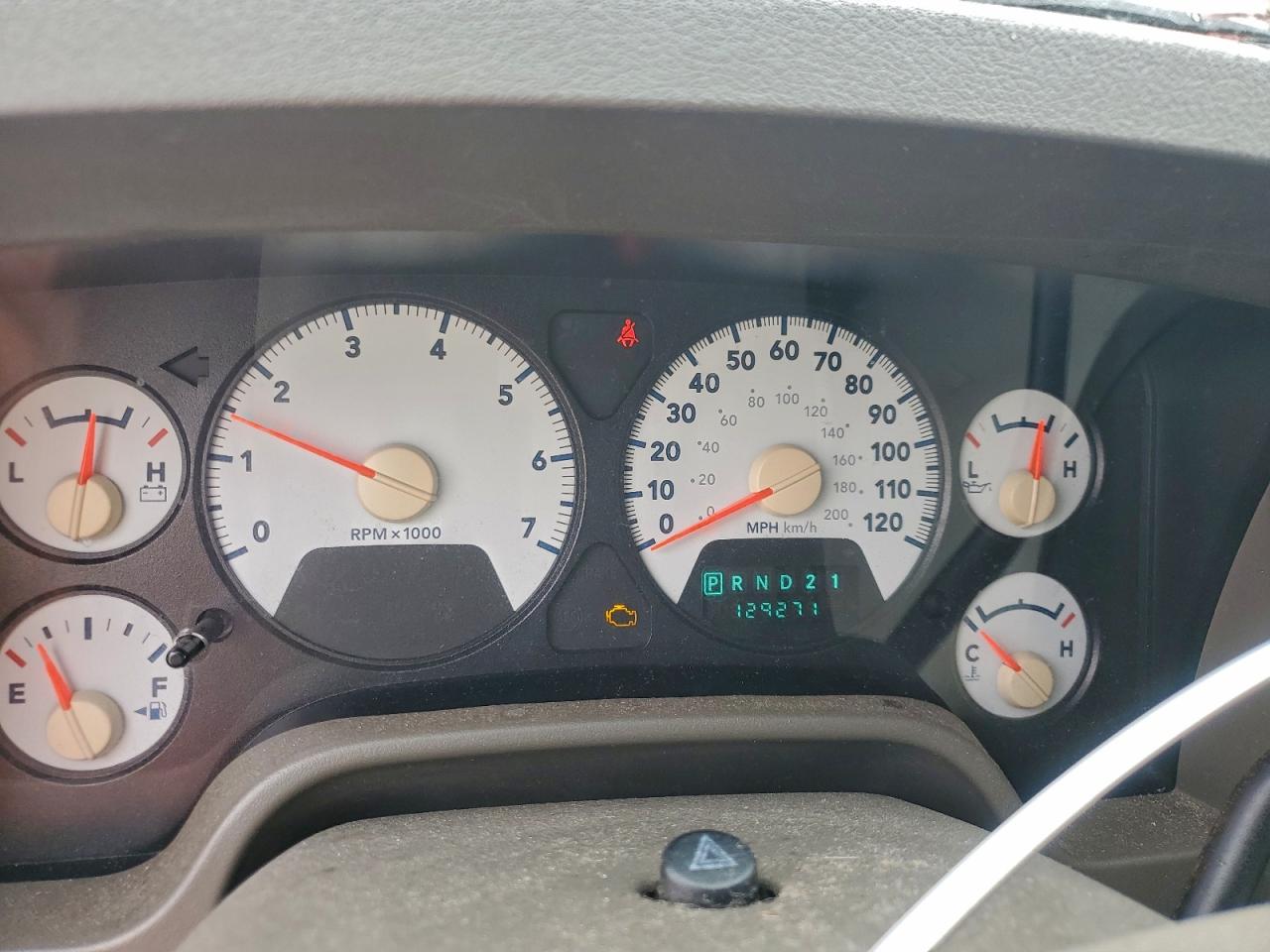 Dodge Ram 1500 St Image 3