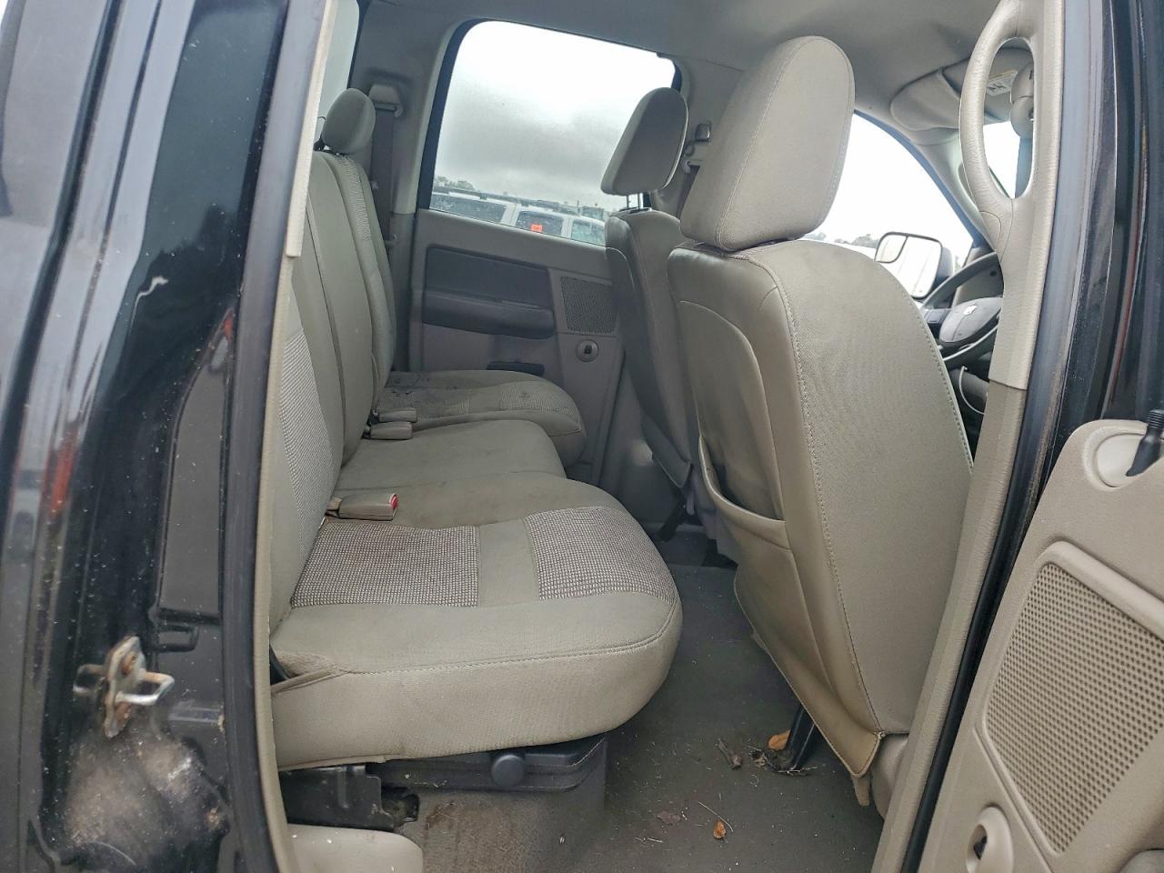 Dodge Ram 1500 St Image 6