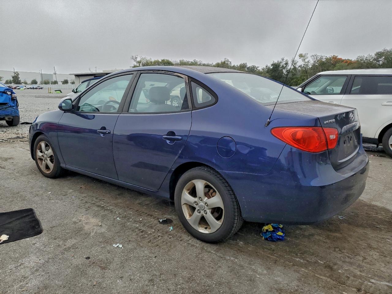 Hyundai ELANTRA Gls Image 5