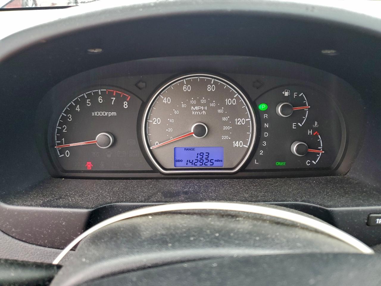 Hyundai ELANTRA Gls Image 10