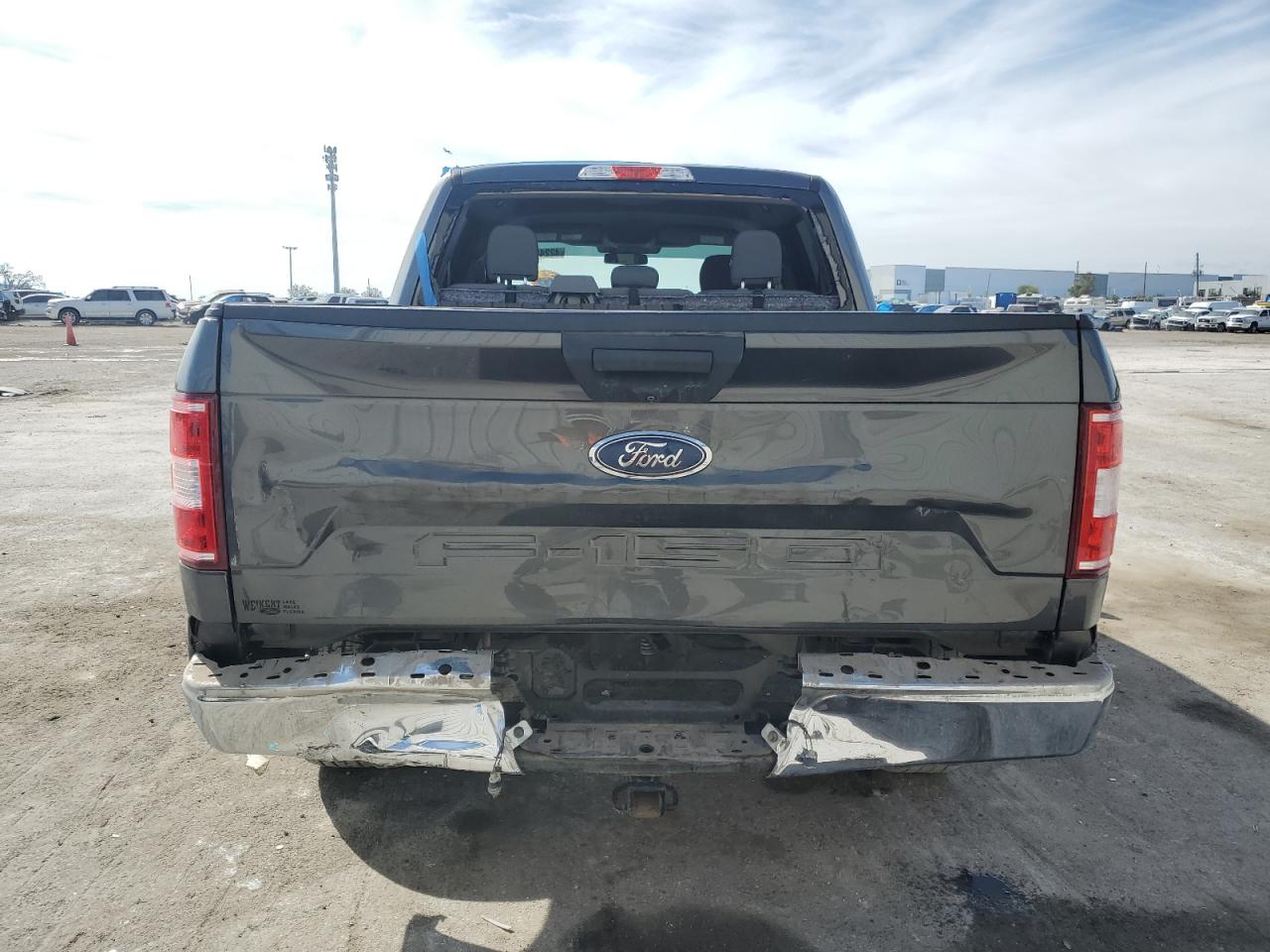 Ford F-150 Supercrew Image 4
