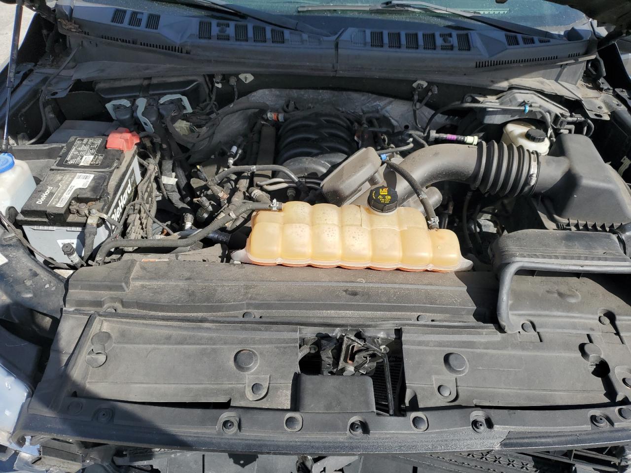 Ford F-150 Supercrew Image 8