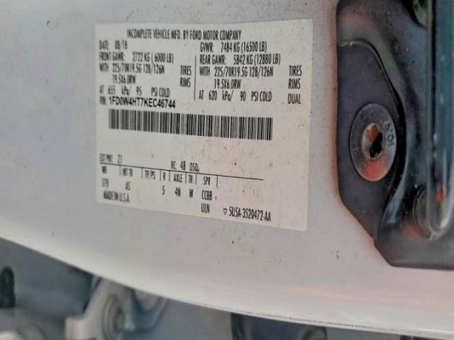 Ford F-450 Super Duty Image 8