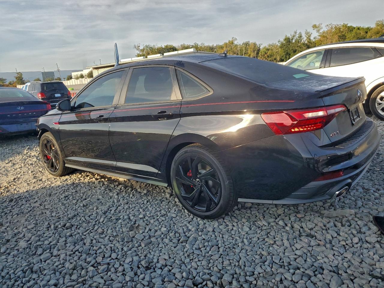 Volkswagen Jetta Gli Autobahn Image 6